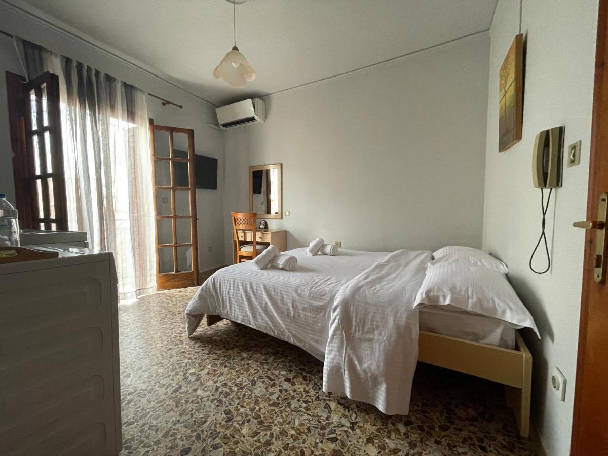 The Beehive 2 Apartment Mytilíni Екстериор снимка
